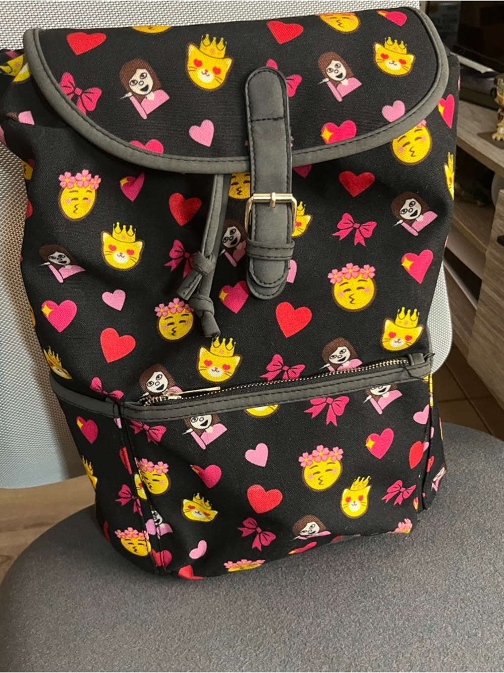 Black Emoji Print Backpack with Hearts & Bows plush bundle